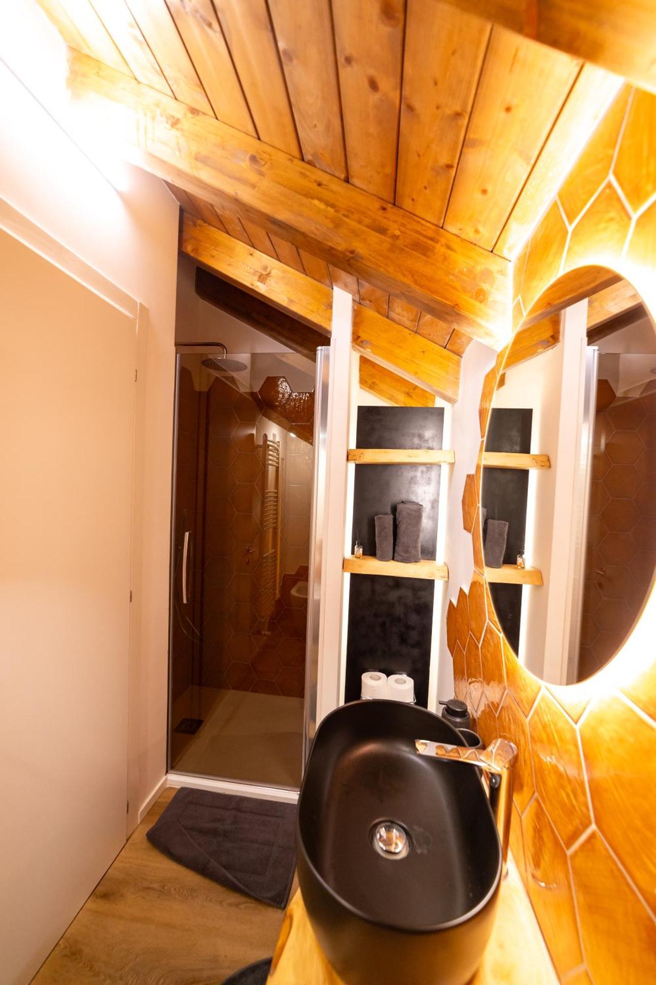Abitare Il Tempo-Elegante E Moderno-Ad 1 Bus Da Roma Apartment Velletri Luaran gambar